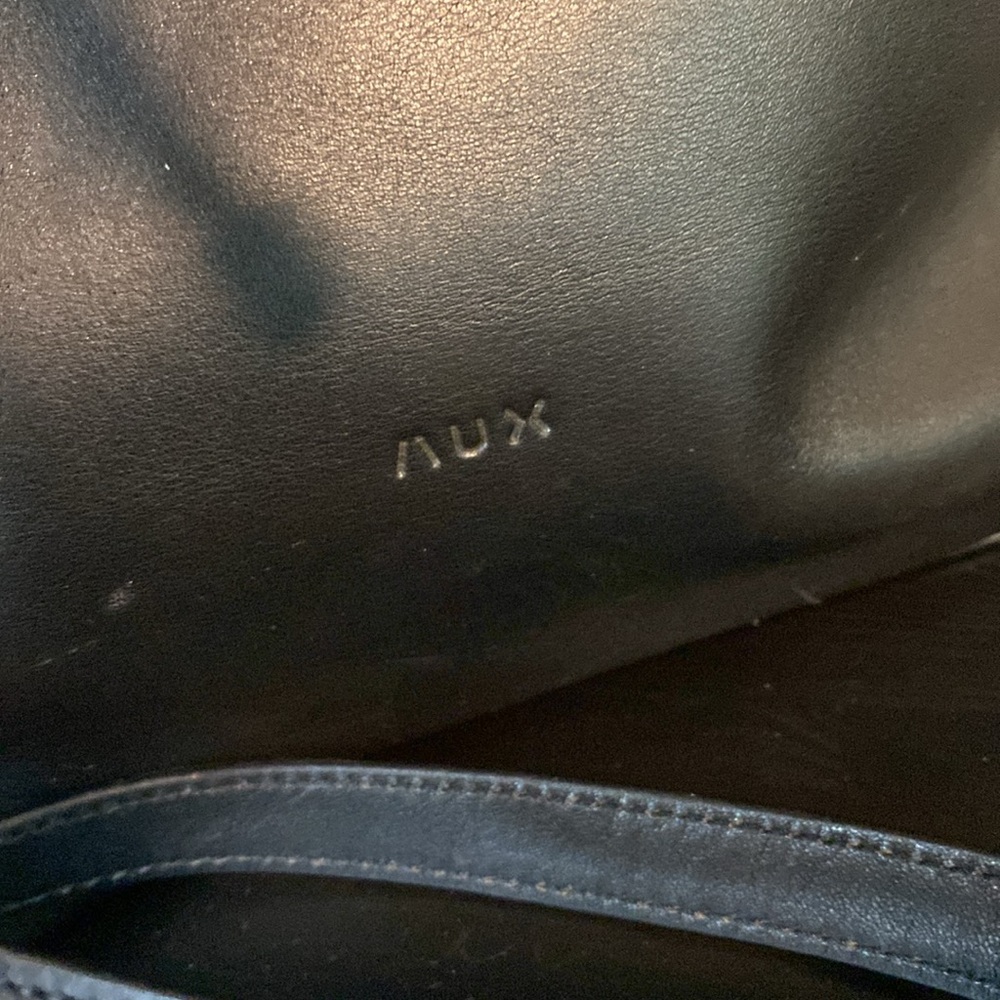 AUX Auxiliary Hobo Bucket Bag - Picture 6 of 15